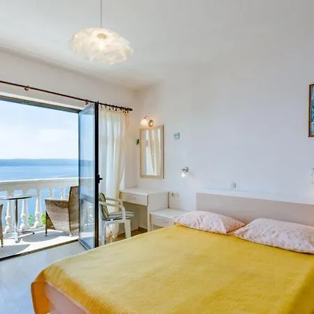 Kosa - With Balcony And Sea View