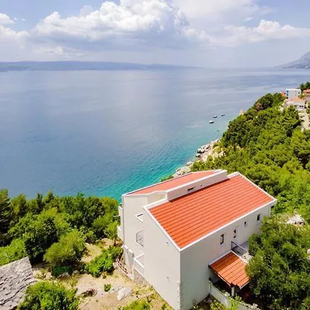 Kosa - With Balcony And Sea View Apartment *