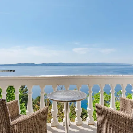 Kosa - With Balcony And Sea View